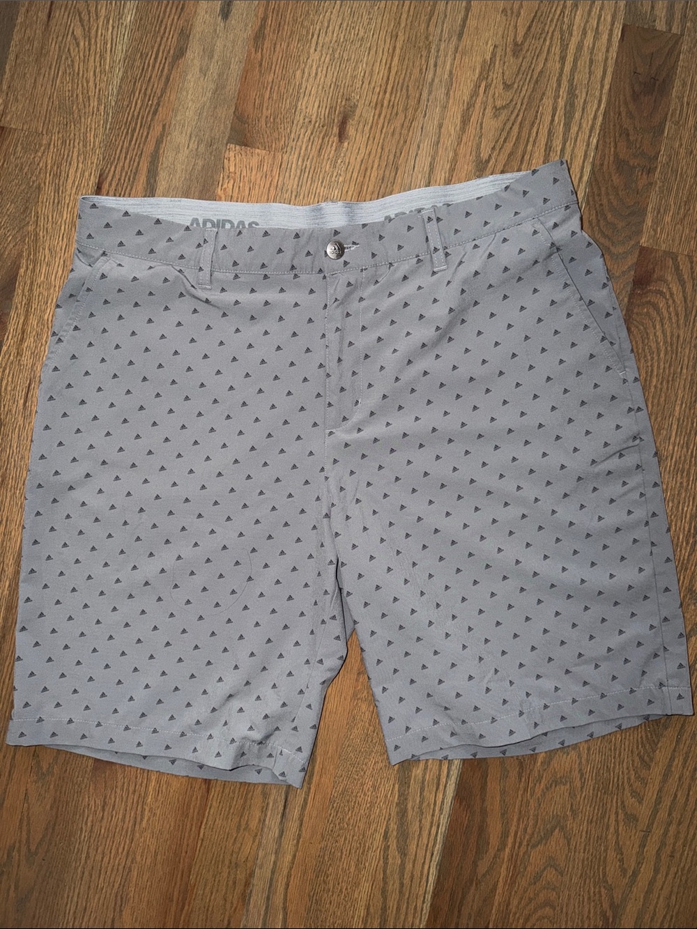 adidas Men's Light Gray Patterned Golf Shorts